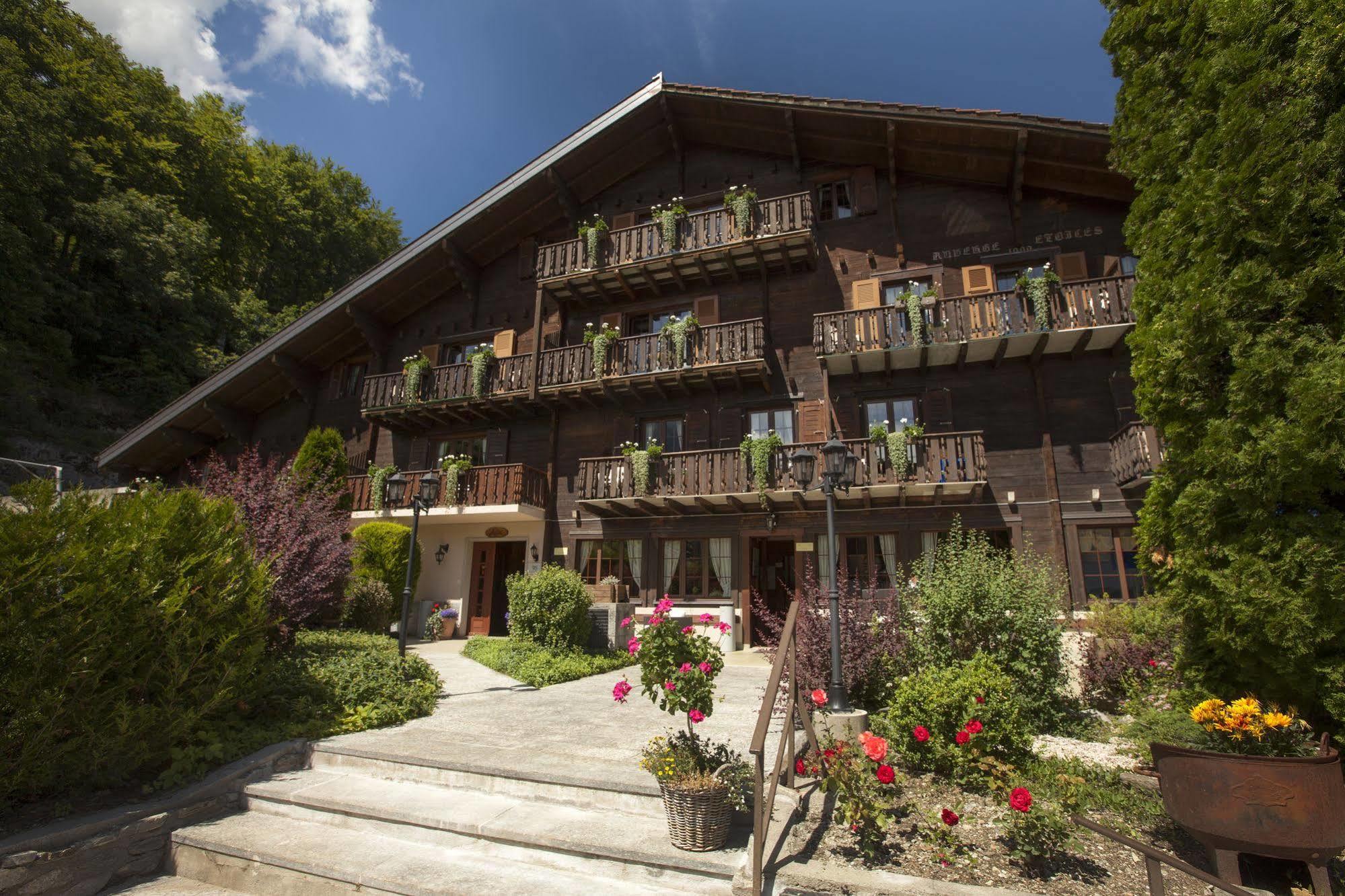 Hotel Aux Mille Etoiles Salvan Eksteriør bilde
